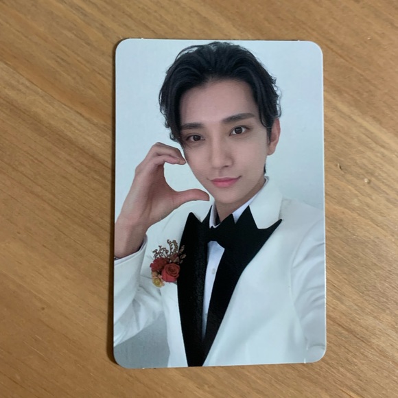 Seventeen Joshua photocard - Picture 3 of 4